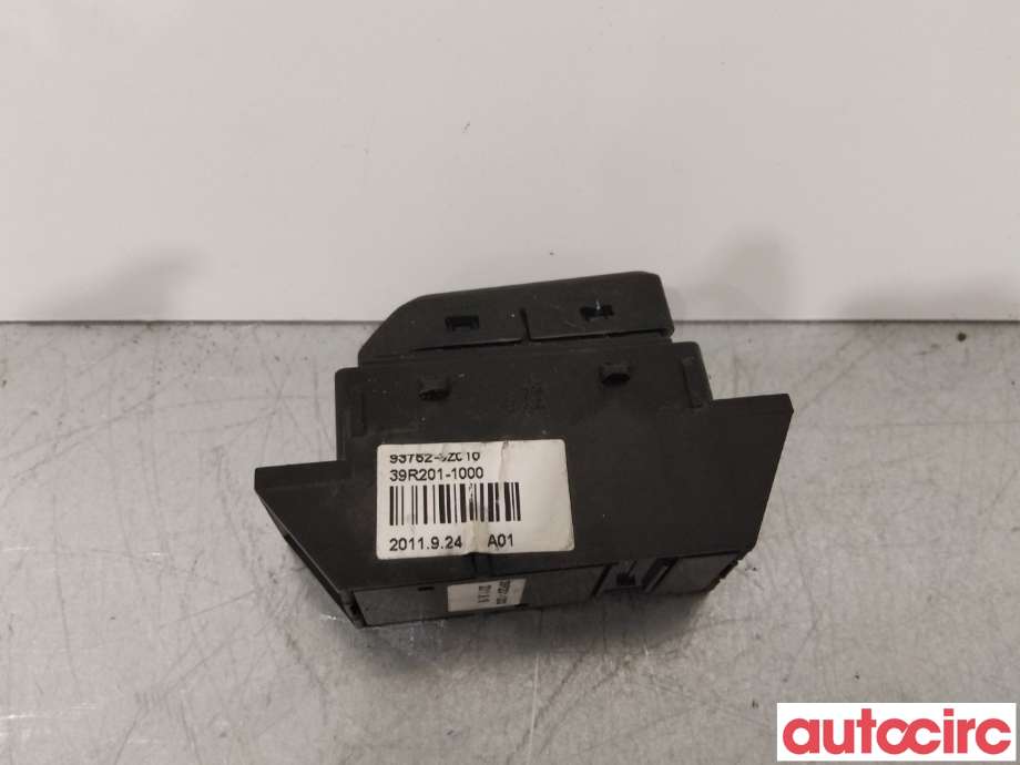 Bryter setevarme til Hyundai i40 2012-2017  (HYUNDAI|937513Z000|)