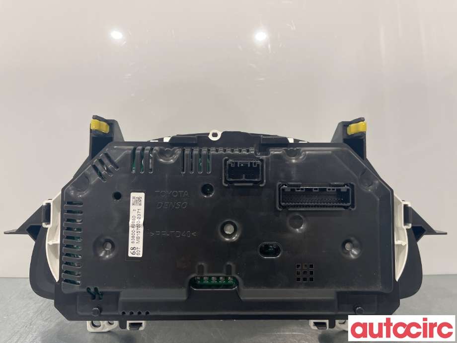 Instrumentpanel til Toyota Auris 2013-2015 (Type II, Fase 1)  (TOYOTA|83800F2680|)