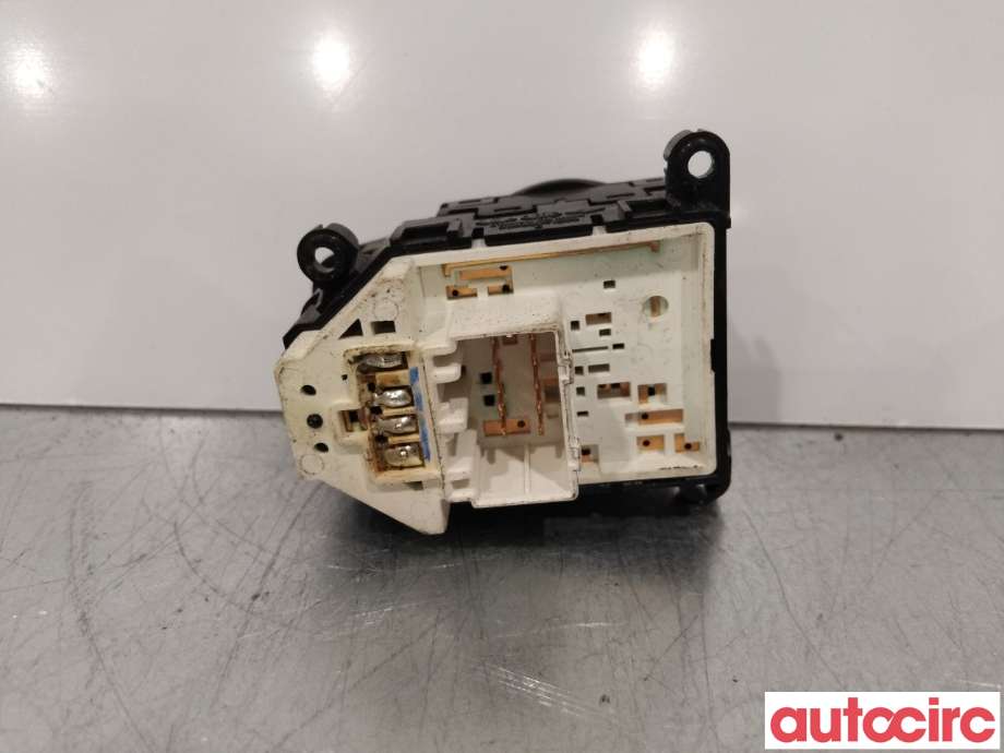 Bryter speil til Hyundai i40 2012-2017 (HYUNDAI|935733Z000)