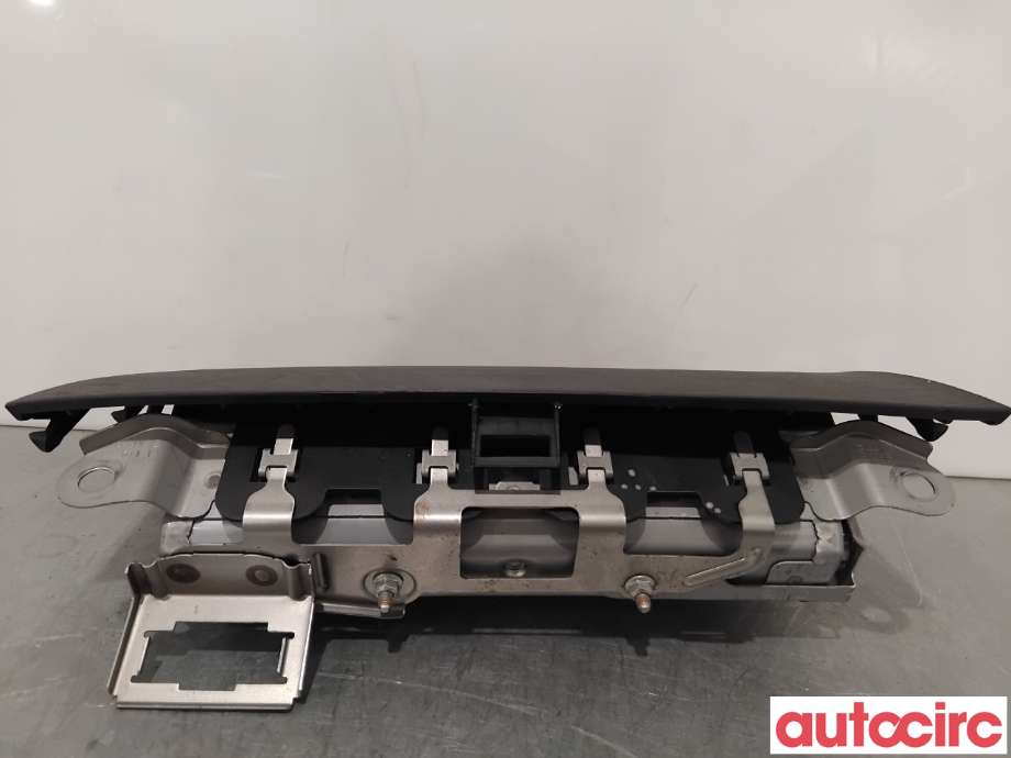 Airbag kne til Toyota Avensis 2009-2015 (Type III, Fase 1)  (TOYOTA|7390005030C0|)