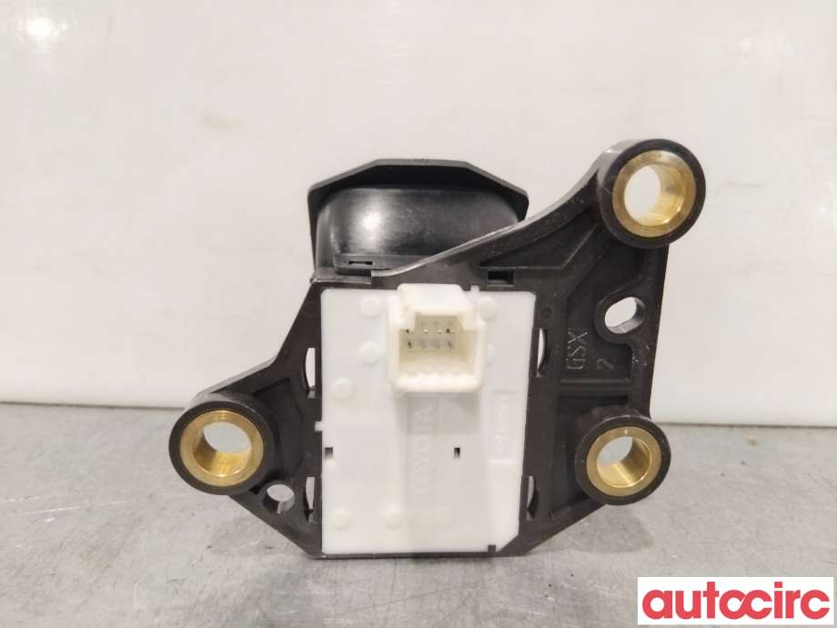 Bryter elektrisk håndbrekk/parkbrems til Toyota Avensis 2009-2015 (Type III, Fase 1)  (TOYOTA|8439005010|)