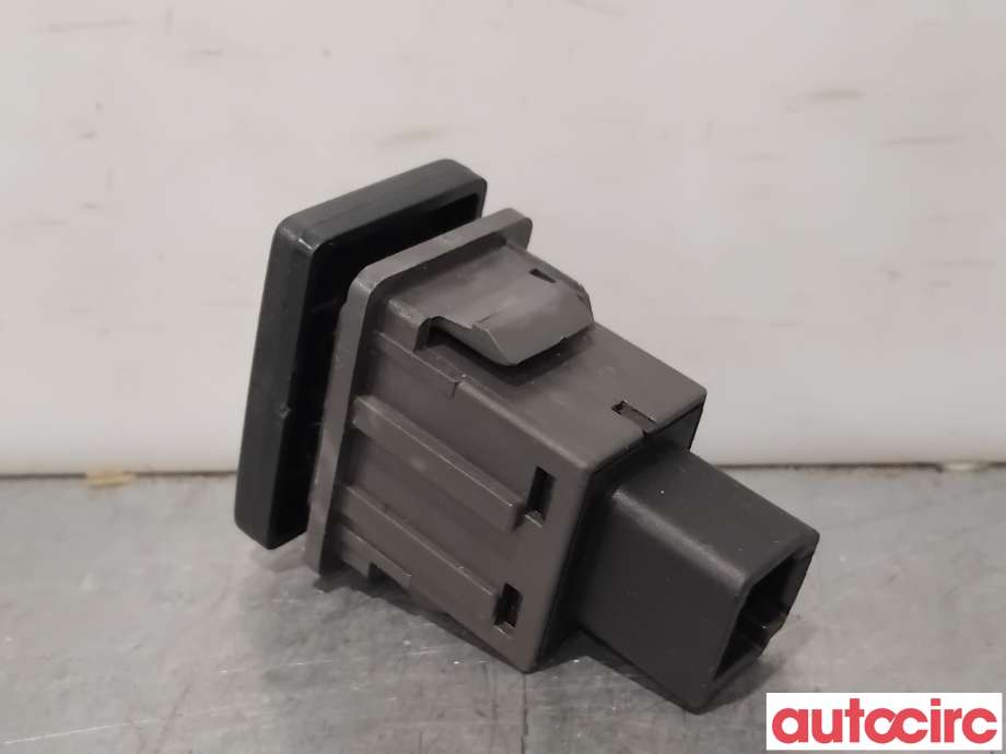 Bryter diverse til Toyota Avensis 2009-2015 (Type III, Fase 1)  (TOYOTA|8415002040||84150-02040)