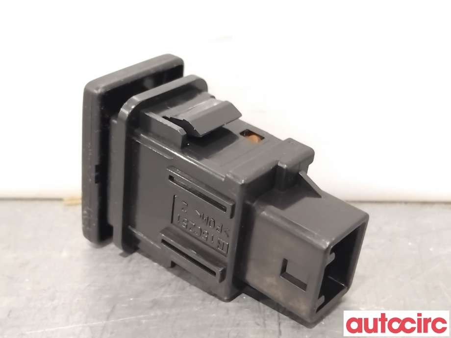Bryter cruise control til Toyota Avensis 2009-2015 (Type III, Fase 1)  (TOYOTA|8447005010|)
