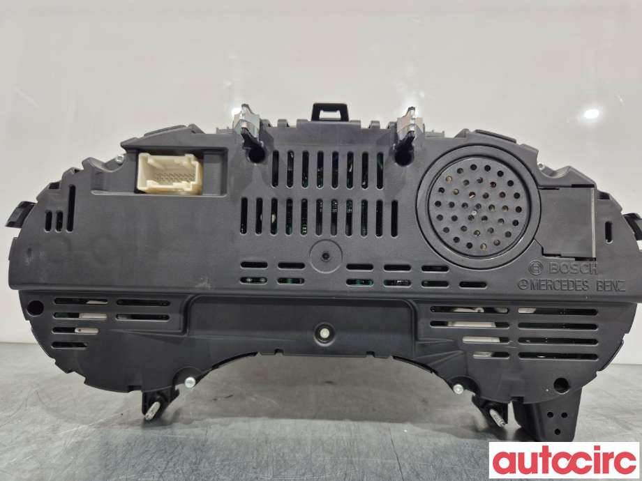 Instrumentpanel til Mercedes A-Klasse 2012-2018 (W176) (W176) (MERCEDES|A1769008901|)
