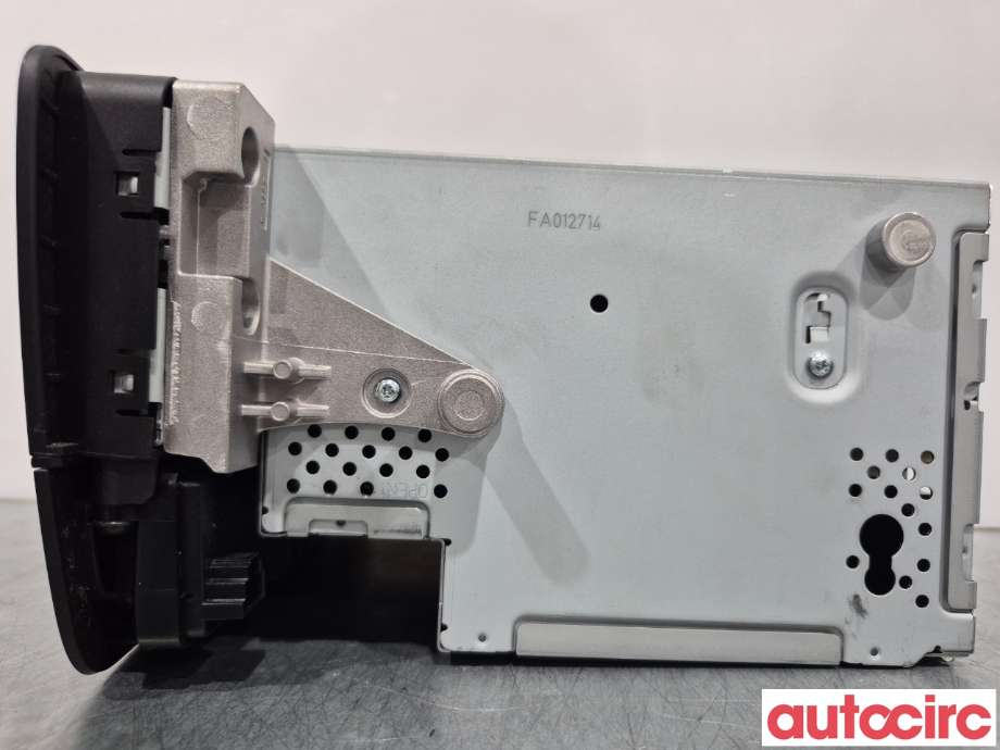Bilstereo til Mercedes A-Klasse 2012-2018 (W176) (W176) (MERCEDES|A2469009312||A2469000012)