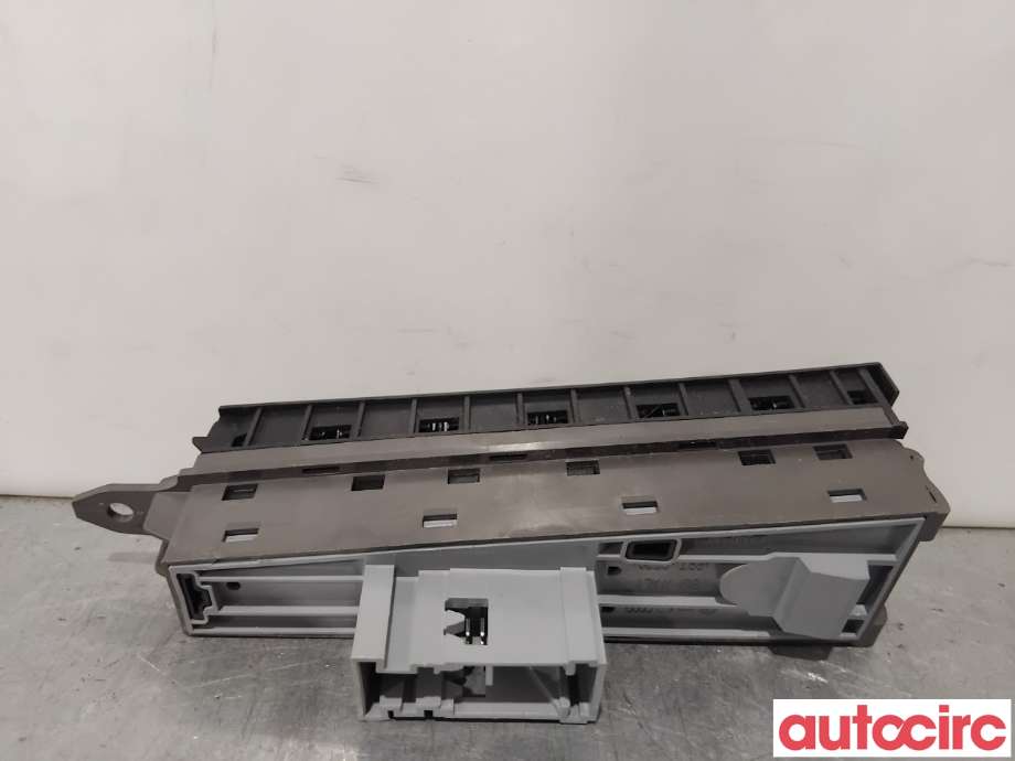Bryter diverse til VW Passat 2011-2015 (B7) (B7) (VOLKSWAGEN|3AB927238BK||3AB927238K)