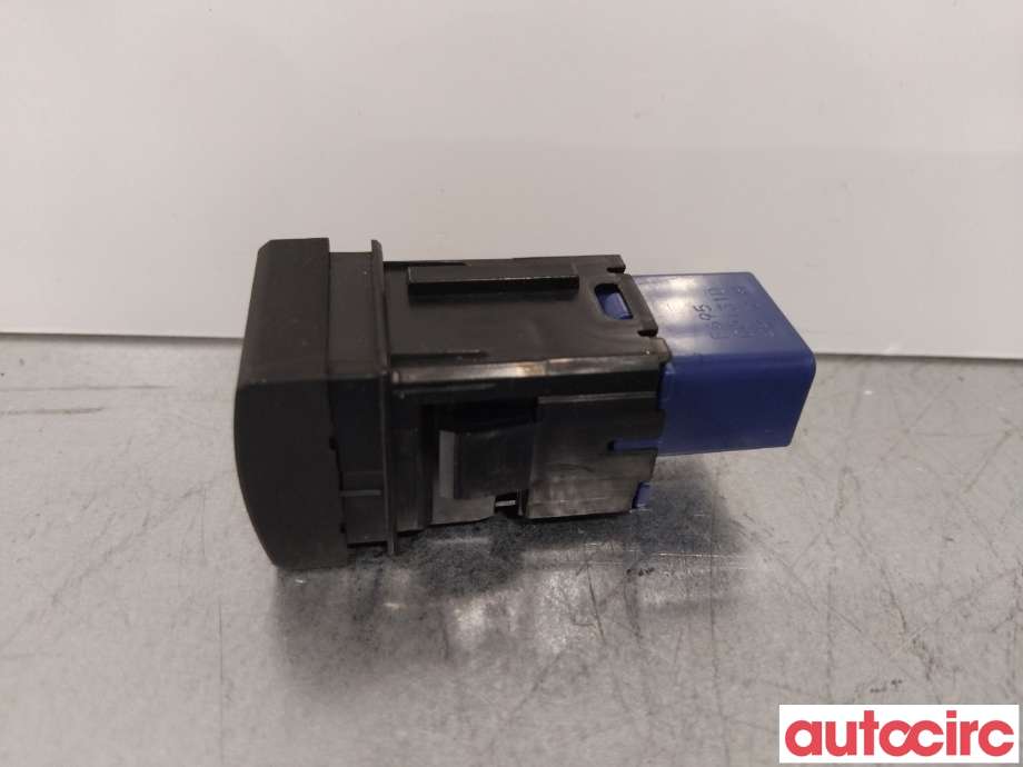 Bryter rutevarme til Toyota RAV4 2019-->> (Type V)  (TOYOTA|8479542010)