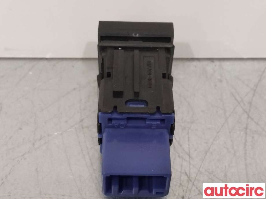 Bryter tanklokk til Toyota Avensis 2009-2015 (Type III, Fase 1)  (TOYOTA|8484105020|)