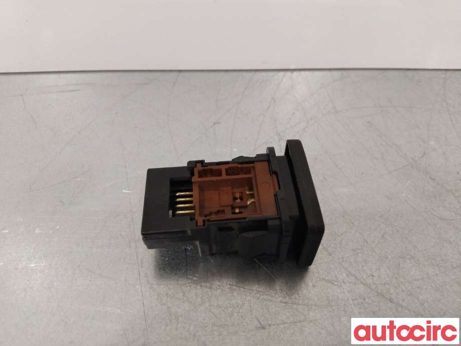 Bryter Antispinn til Toyota Avensis 2009-2015 (Type III, Fase 1)  (TOYOTA|8498805020|)