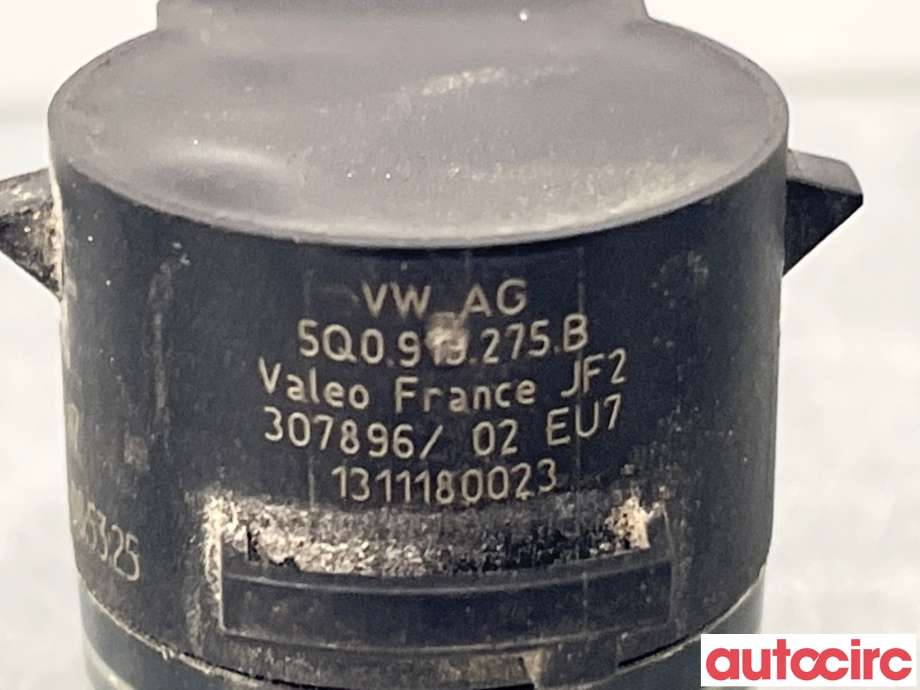 Parkeringssensor foran til VW Passat 2015-2019 (Fase 1) (B8) (B8) (VOLKSWAGEN|5Q0919275B)