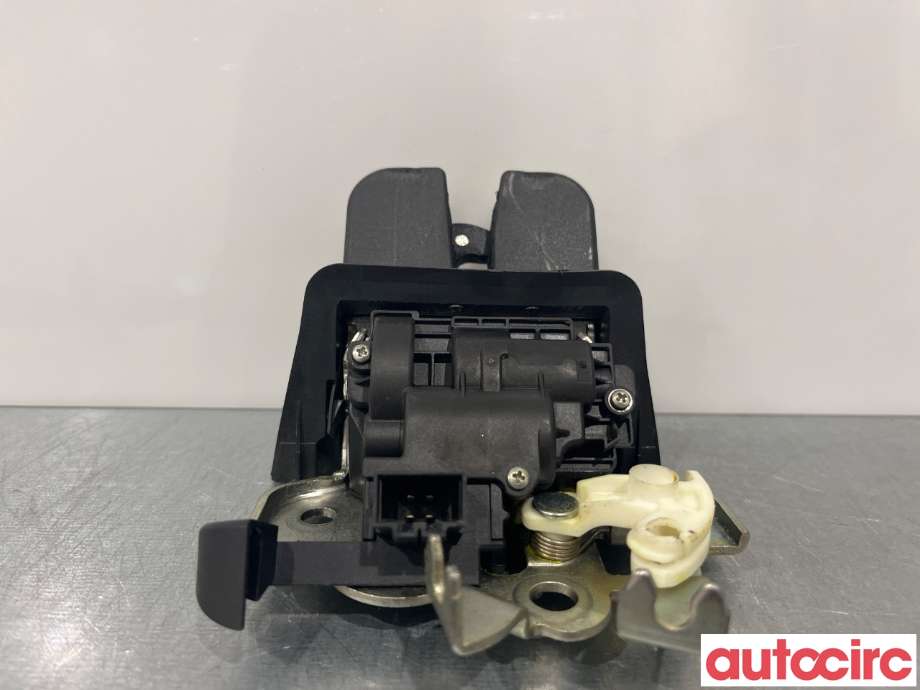 Baklukelås til Audi Q5 2008-2012 (Type I, Fase 1)  (AUDI|8K9827505A|)