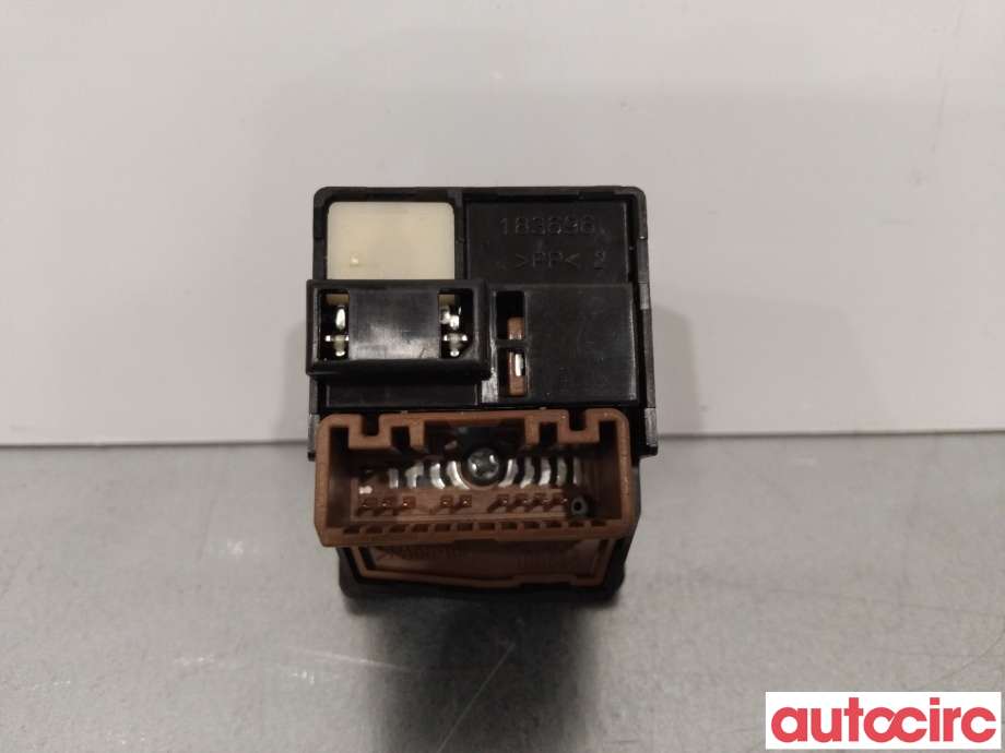 Bryter speil til Toyota RAV4 2013-2015 (Type IV, Fase 1)  (TOYOTA|8487052050|)