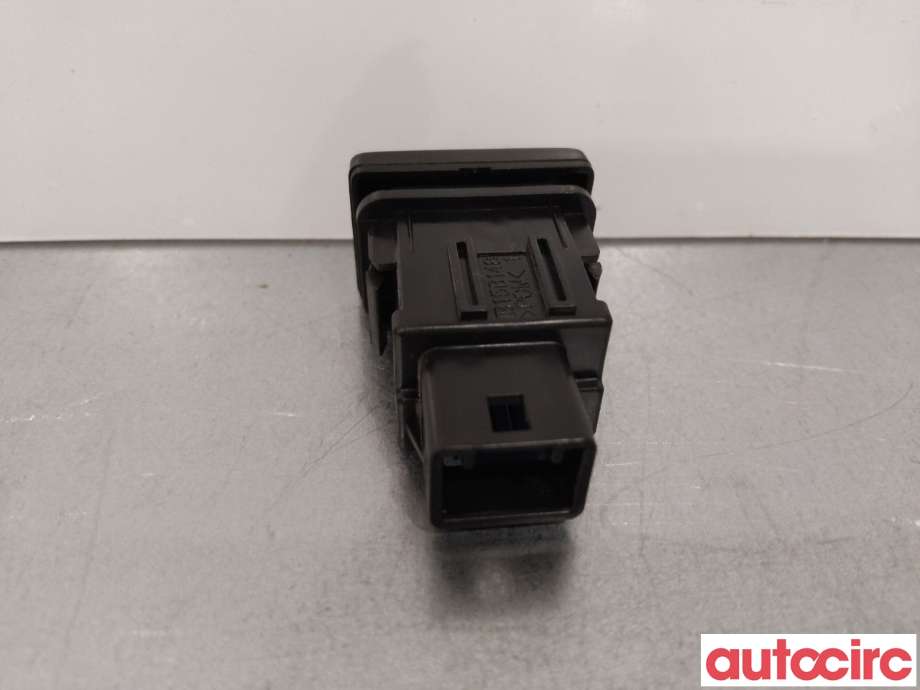 Bryter diverse til Toyota RAV4 2013-2015 (Type IV, Fase 1)  (TOYOTA|8496242020|)