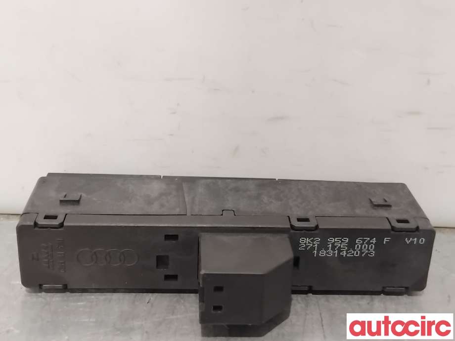 Bryter Antispinn til Audi A5 2007-2016 (Type I)  (AUDI|8K2959674F|)