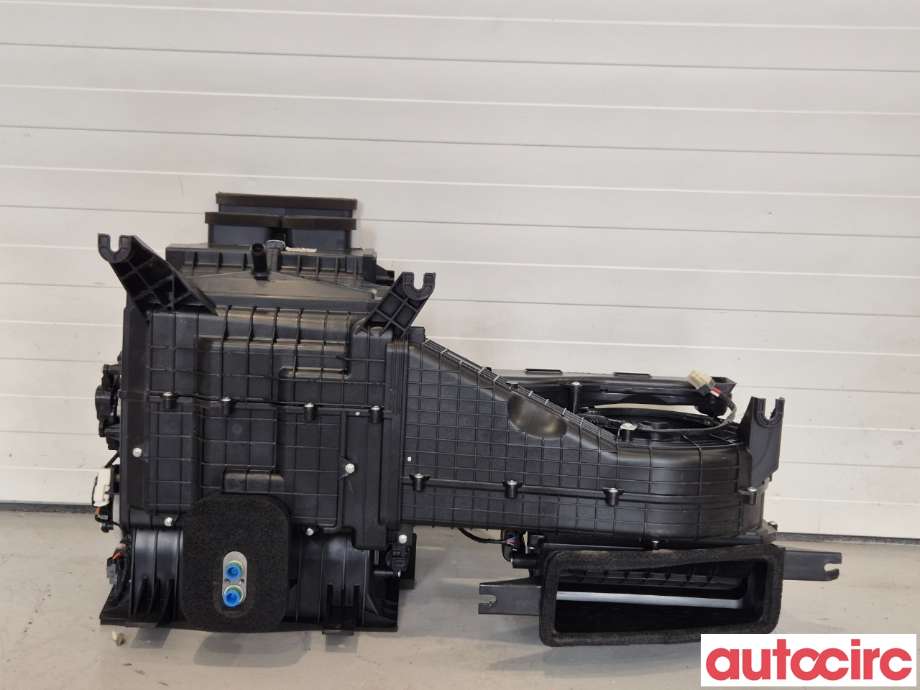 Diverse deler til Tesla Model S 2013-2016 (Fase 1)  (TESLA|6007378-00-Q)