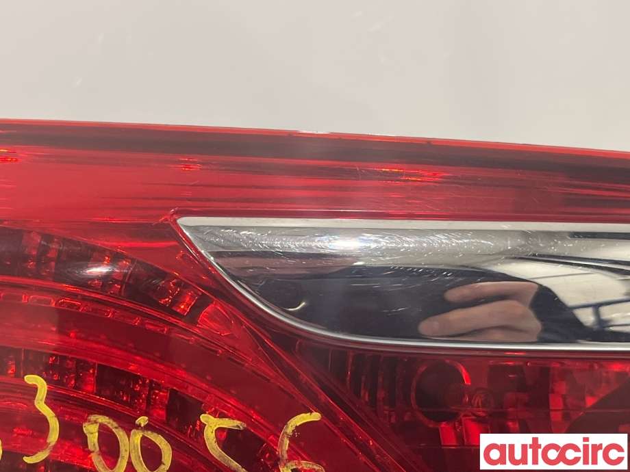 Baklykt venstre indre til Hyundai i40 2012-2017 (HYUNDAI|924033Z000)