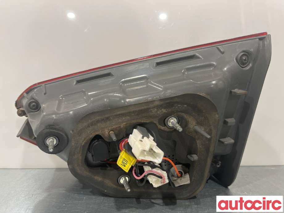 Baklykt venstre indre til Hyundai i40 2012-2017 (HYUNDAI|924033Z000)