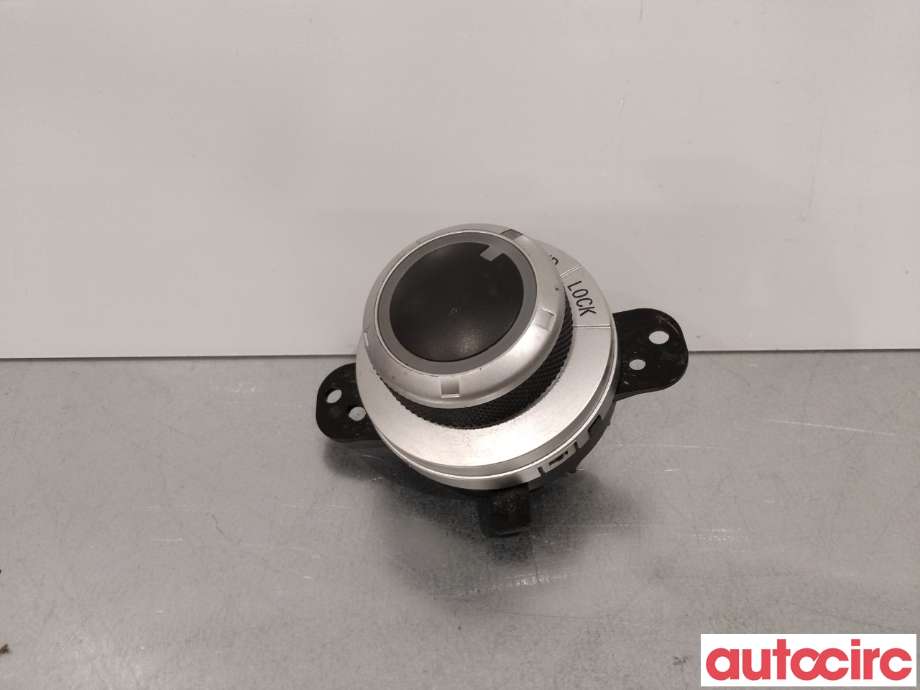 Bryter diverse til Mitsubishi Outlander, 2010-2012 (Type II, Fase 2)  (MITSUBISHI|8604A008)