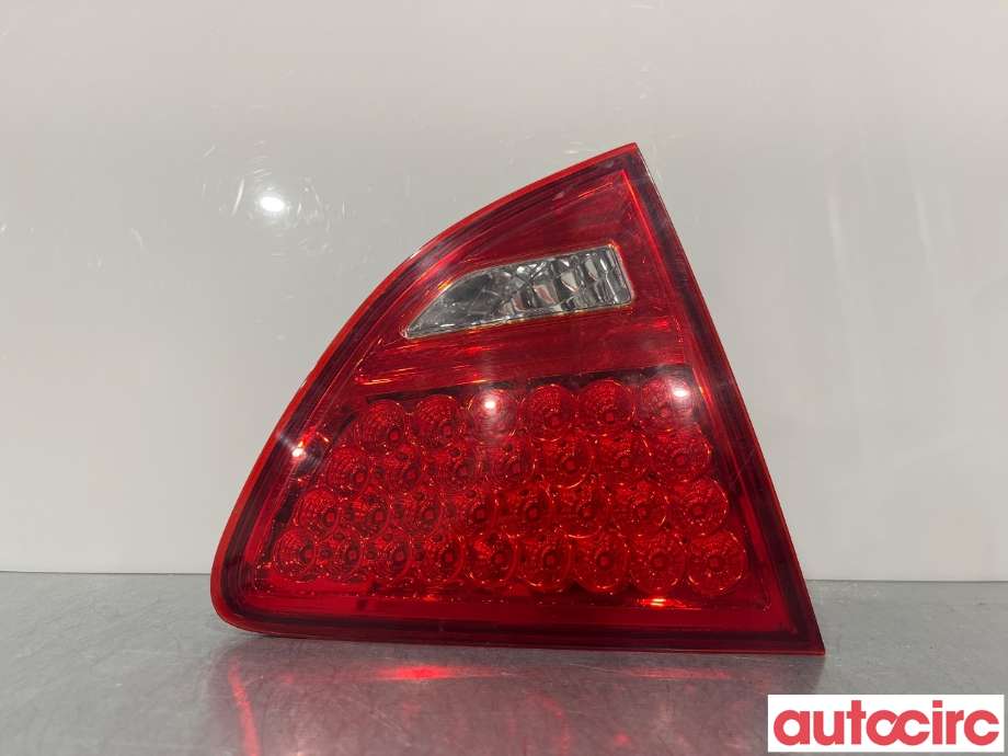 Baklykt venstre indre til Hyundai Ix35 2010-2015 (HYUNDAI|92405 3J100)