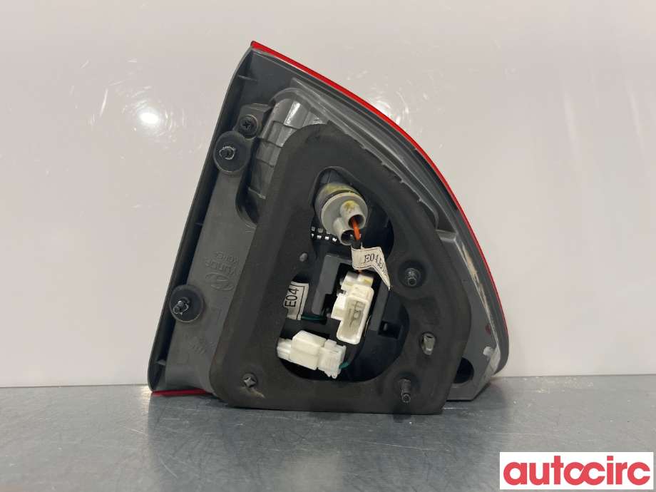 Baklykt venstre indre til Hyundai Ix35 2010-2015 (HYUNDAI|92405 3J100)