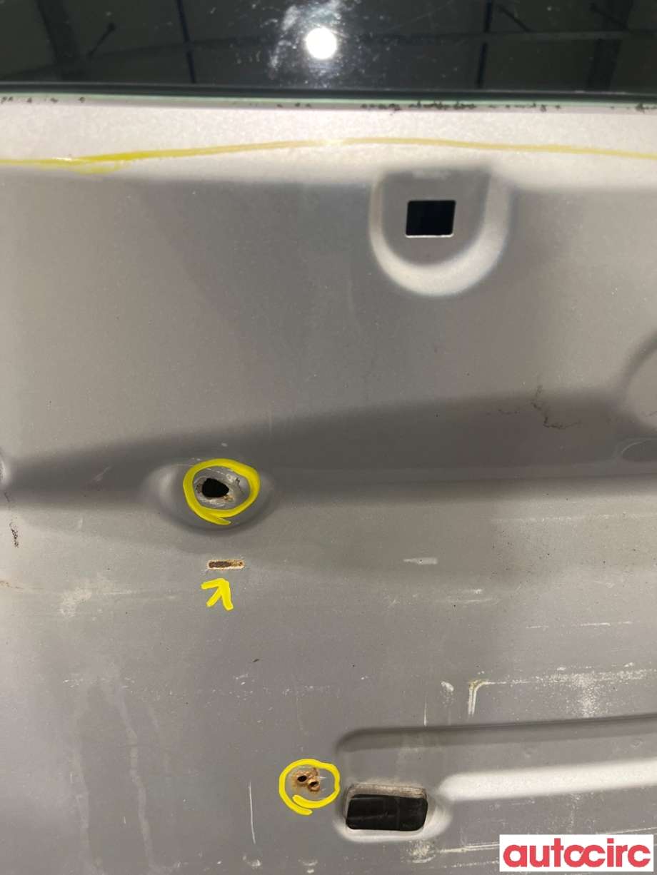Bakluke combi til Hyundai Ix35 2010-2015 (HYUNDAI|737002Y000)