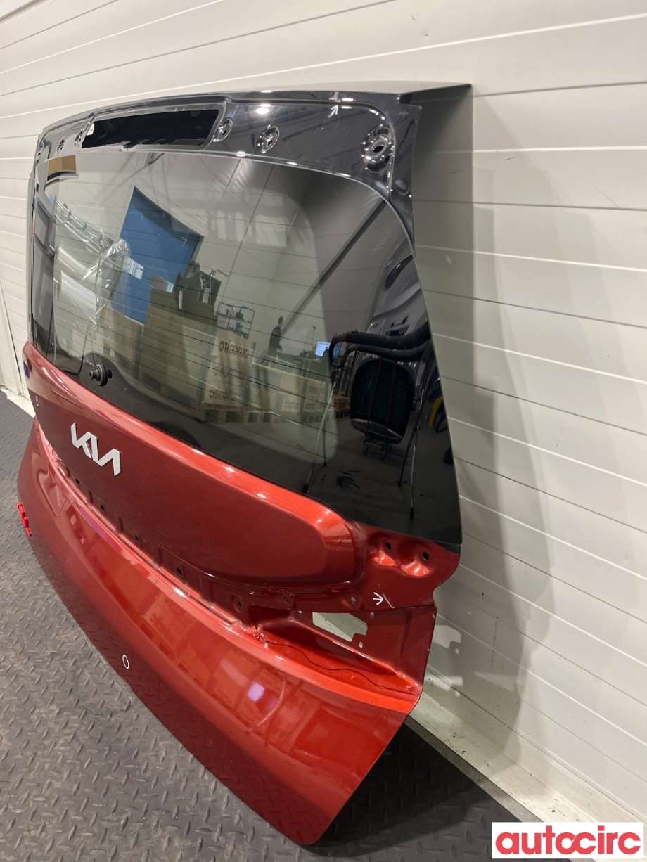 Bakluke combi til Kia e-Soul 2019-->> (Type III) (KIA|72800K0300)