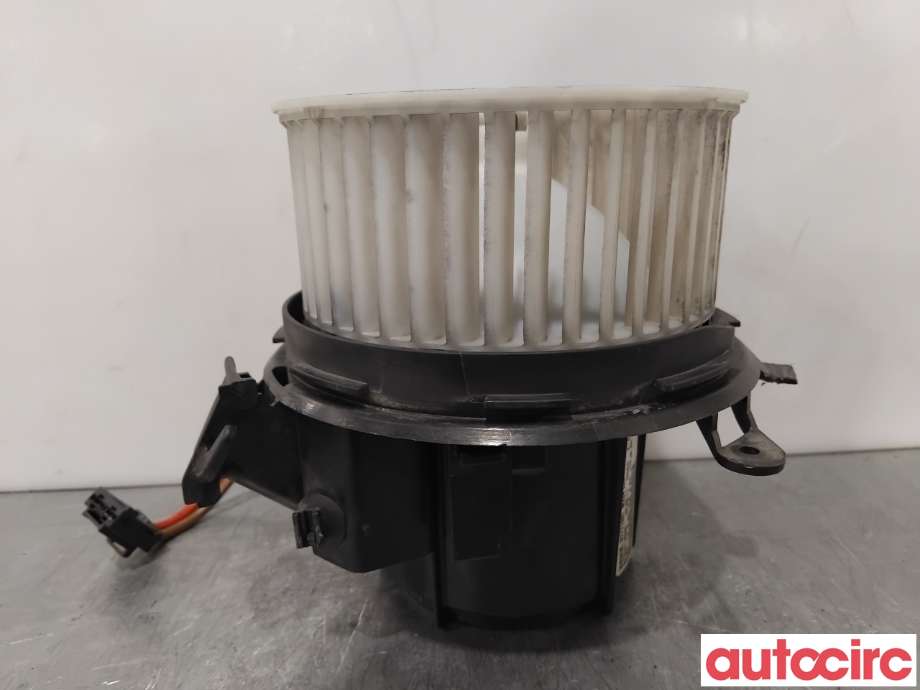 Varmeapparat motor til Mercedes C-Klasse 2011-2014 (Fase 2) (W204) (W204) (MERCEDES|A2128200708|V7771001|)