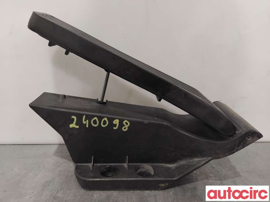 Pedal gass til Mercedes C-Klasse 2011-2014 (Fase 2) (W204) (W204) (MERCEDES|A2043000004||A2223000900)