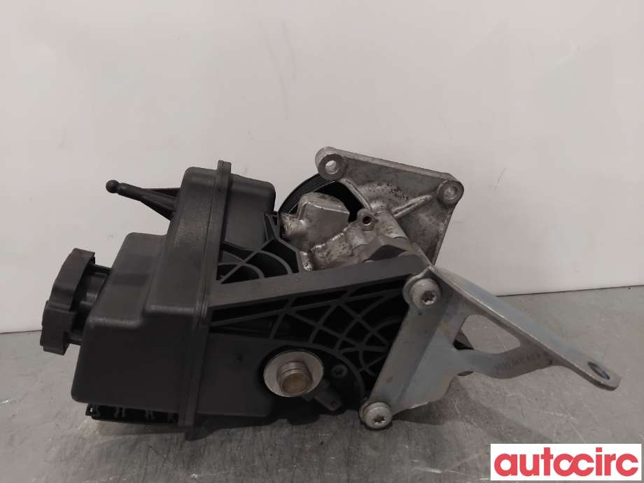Servo pumpe mekanisk til Mercedes C-Klasse 2007-2011 (Fase 1) (W204) (W204) (MERCEDES|A0064661501|)