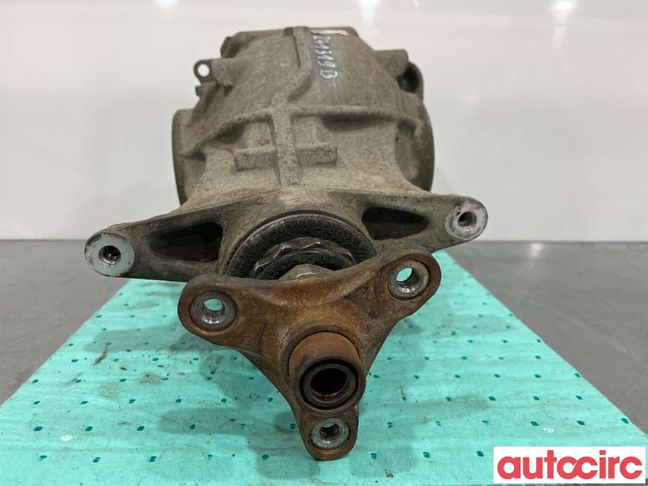 Kardang klokke bak til BMW 5-Serie 2010-2017 (F10/F11) (F10/F11) (BMW|33107584457|7584456)