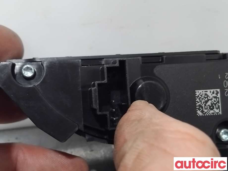 Bryter diverse til Mercedes GLC 2015-2022 (X253) (X253) (MERCEDES|A2539055300|)
