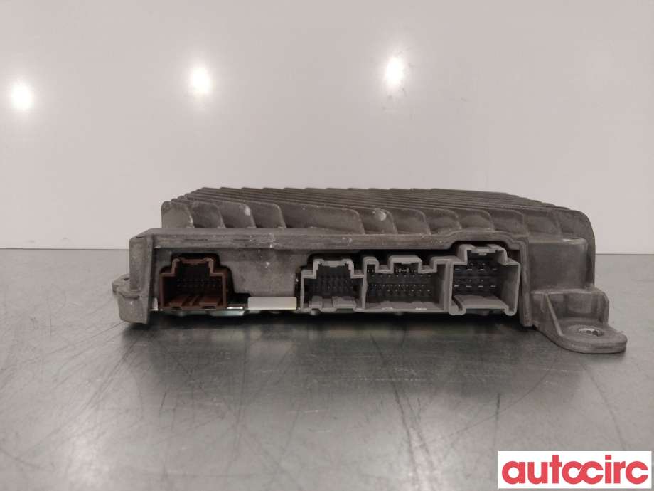 Bilstereo forsterker til Opel Insignia A 2014-2017  (OPEL|23353648|39113738|)