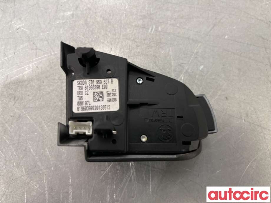 Bryter diverse til Škoda Superb 2008-2015 (Type II)  (SKODA|3T0959537B|61960390)