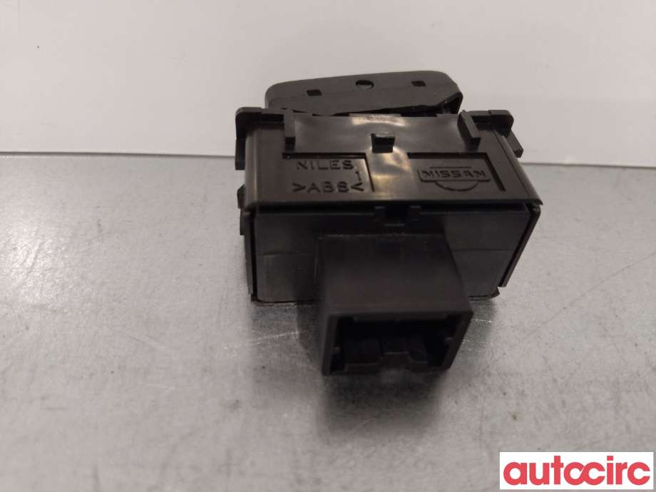 Frontlykter til Nissan X-Trail 2007-2014 (T31) (T31) (NISSAN|25166JG00A|)