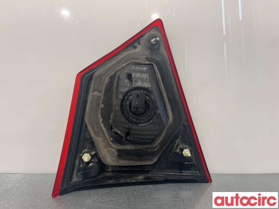 Baklykt høyre indre til Suzuki Vitara 2015-->> (Type IV)  (SUZUKI|36254-54P00|)