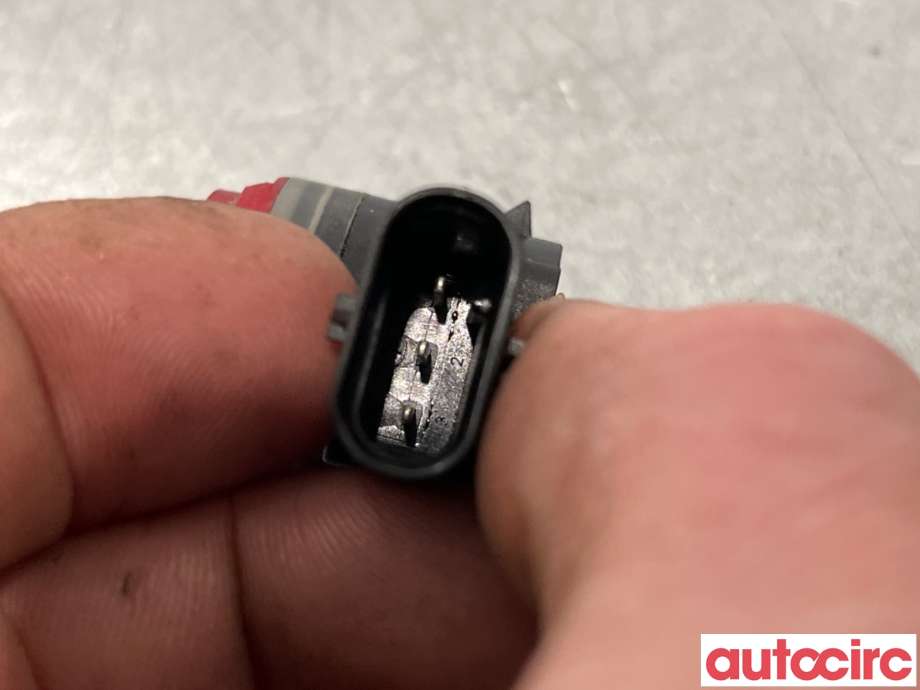 Parkeringssensor bak til Tesla Model 3 2018-2023 (Fase 1)  (TESLA|1127503-08-C|E132840)
