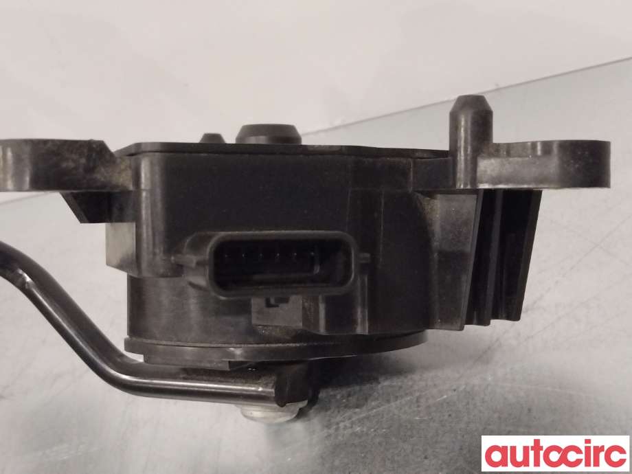Pedal gass til Nissan X-Trail 2007-2014 (T31) (T31) (NISSAN|18002JG40A|)