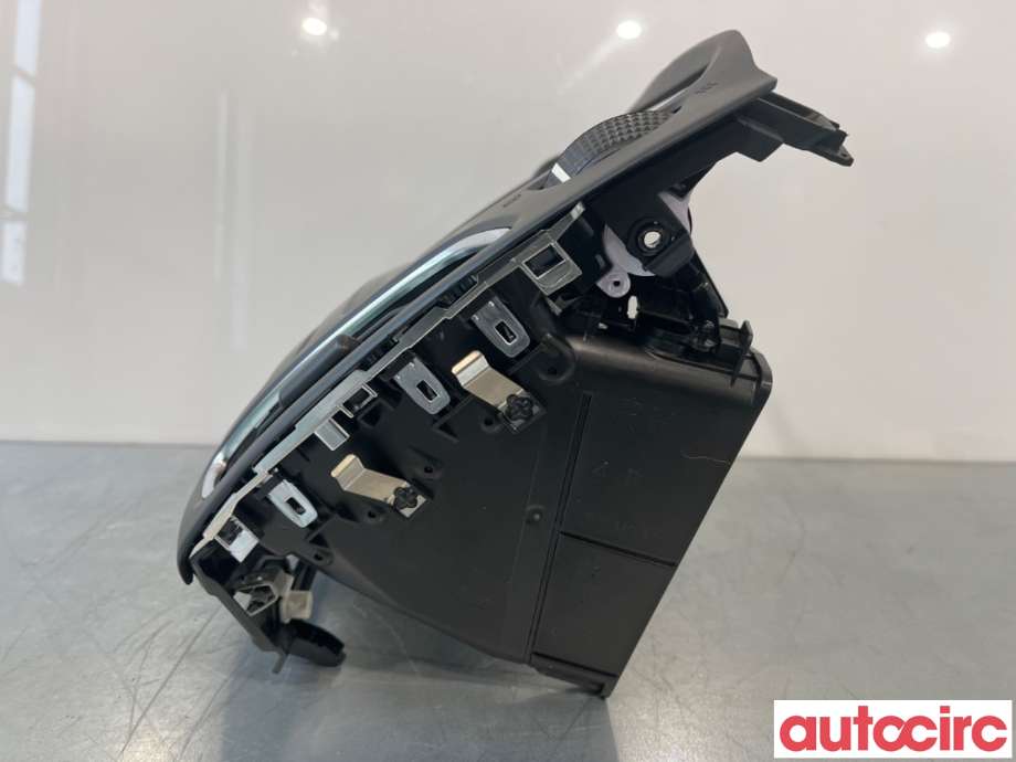 Dashbord diverse til Ford Focus 2014-2018 (Type III, Fase 2)  (FORD|2314865|)
