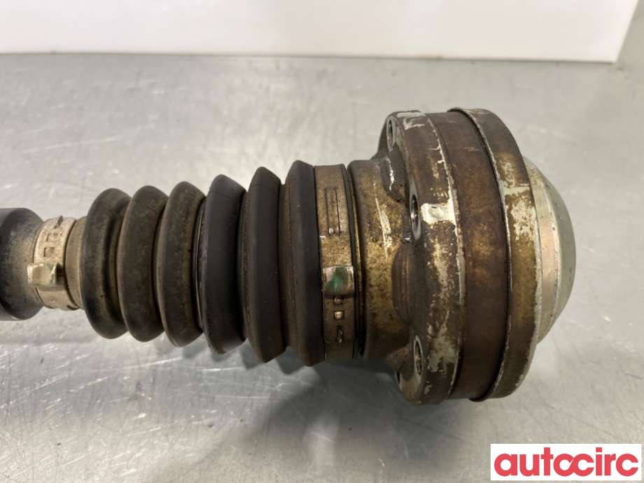 Drivaksel høyre foran til VW Passat 2011-2015 (B7) (B7) (VOLKSWAGEN|1K0407454MX|2CRJ|3C0407272BD)