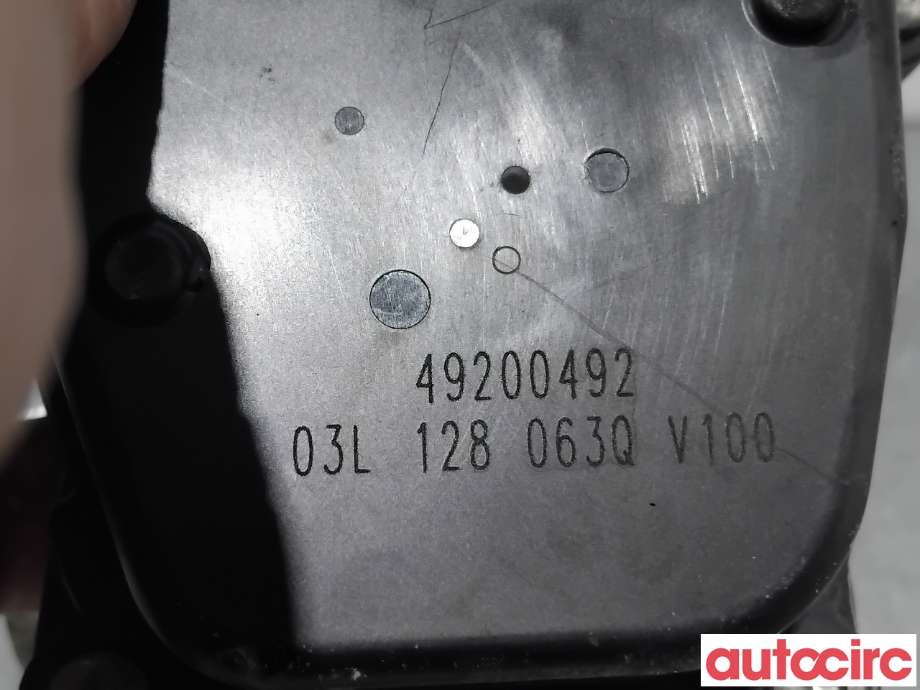 Spjeldhus til VW Passat 2011-2015 (B7) (B7) (VOLKSWAGEN|03L128063AD||03L128063Q)