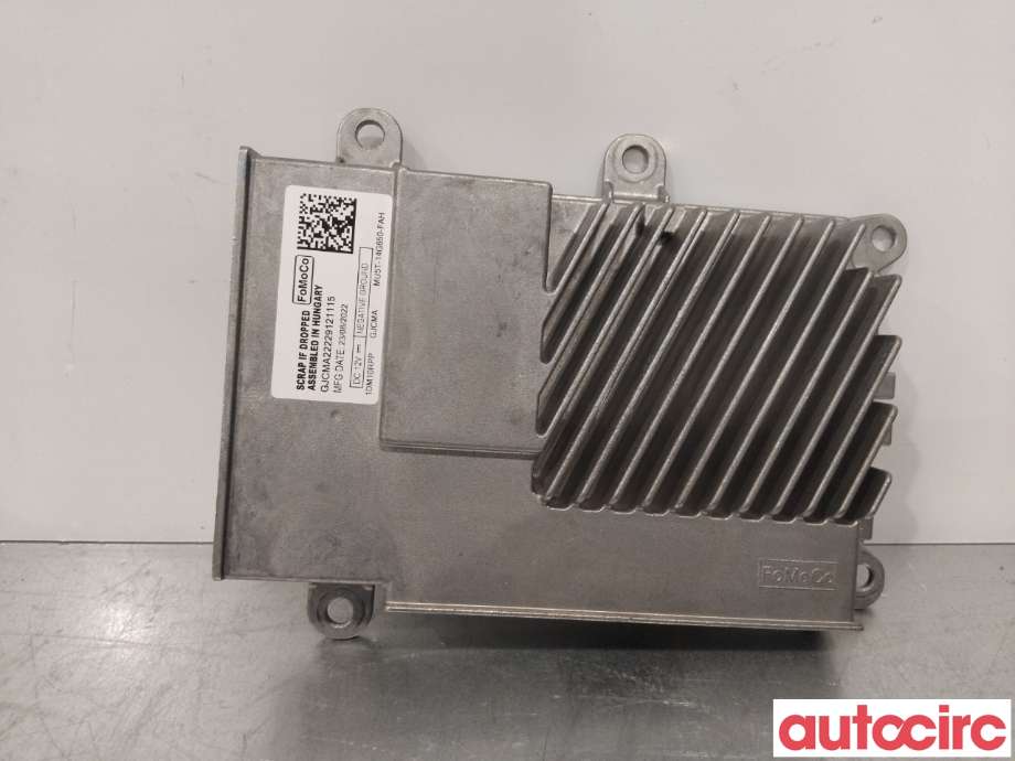 Bilstereo forsterker til Ford Transit Connect 2018-->> Type II, Fase 2 (FORD|2655726|MU5T-14G650-FAH)
