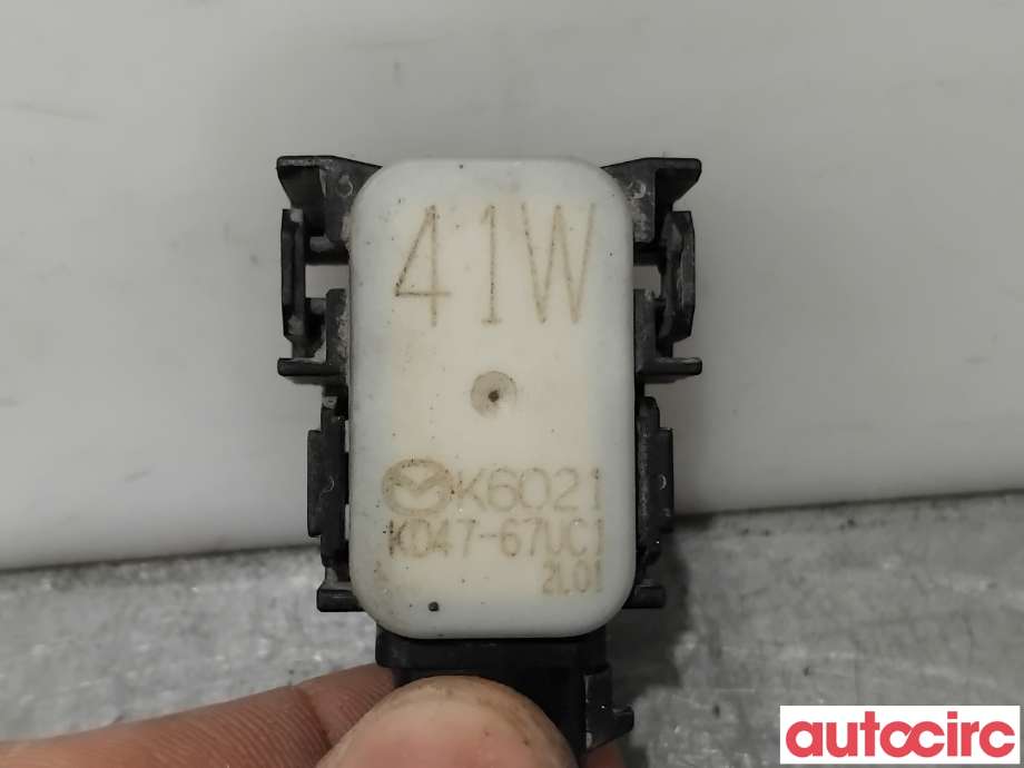 Parkeringssensor bak til Mazda 6 2013-2015 (Type III, Fase 1) (MAZDA|KD47-67-UC1||KD47-67UC1)