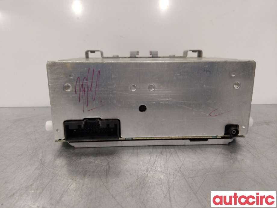 Bilstereo til Ford Fiesta 2008-2012 (Type VI, Fase 1)  (FORD|2044327|AA6T18C815AK|)