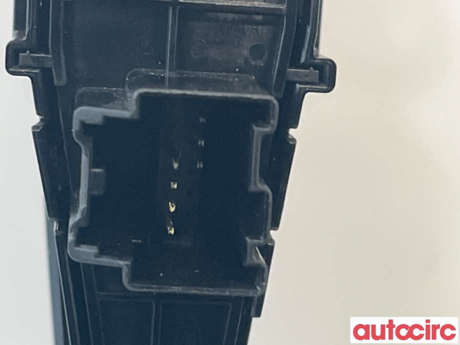 Bryter diverse til Ford Focus 2014-2018 (Type III, Fase 2)  (FORD|1850410|)
