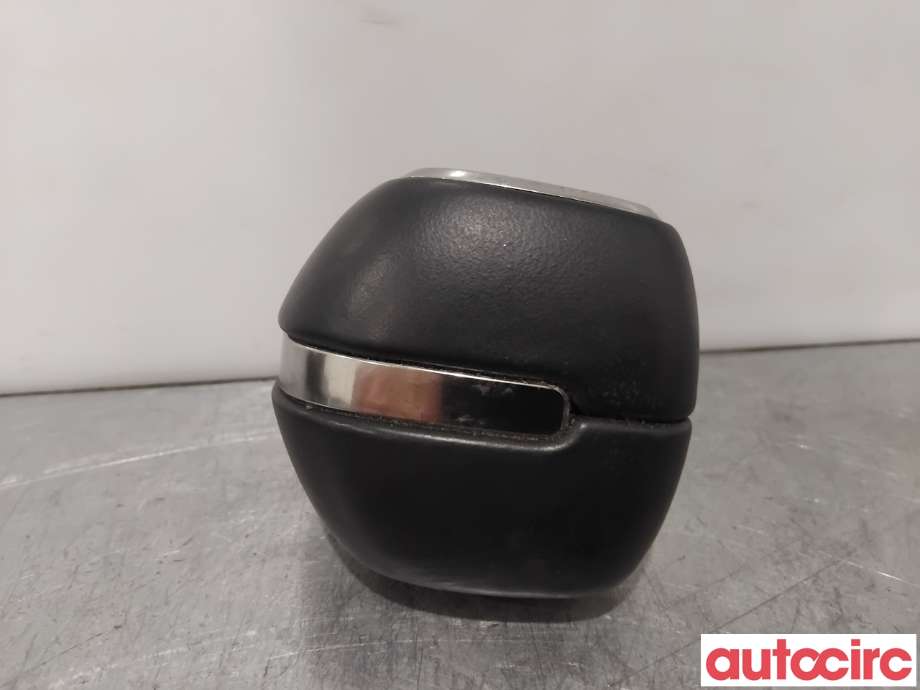 Diverse deler til Mazda MX-30 2020-->>  (MAZDA|DN4K-46-030A|)