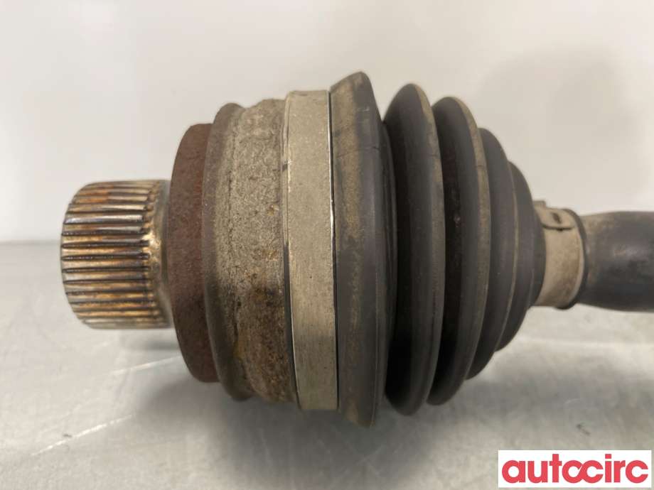 Drivaksel høyre foran til Audi A5 2007-2016 (Type I)  (AUDI|8K0407451FX|Y1P|8K0407271P)