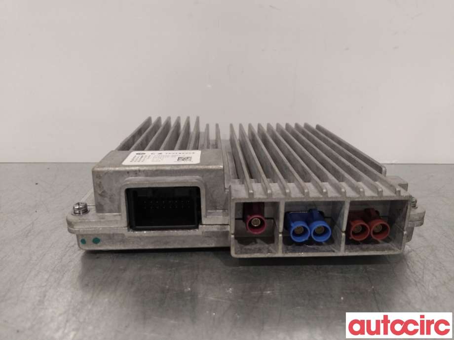 Bilstereo forsterker til Hongqi E-HS9 2022-->>  (HONGQI|3785250-QR01C|)