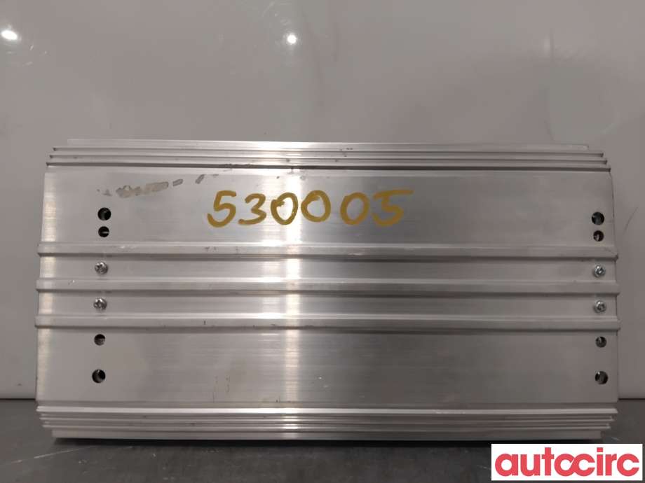 Bilstereo forsterker til Mitsubishi Outlander, 2015-->> (Type III, Fase 2)  (MITSUBISHI|8701A813)