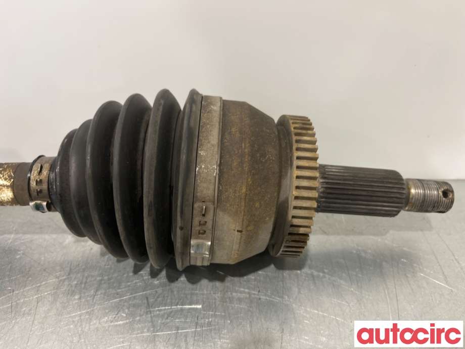 Drivaksel venstre foran til Kia Sorento 2011-2015 Type II (KIA|495002P100||49500-2P100)