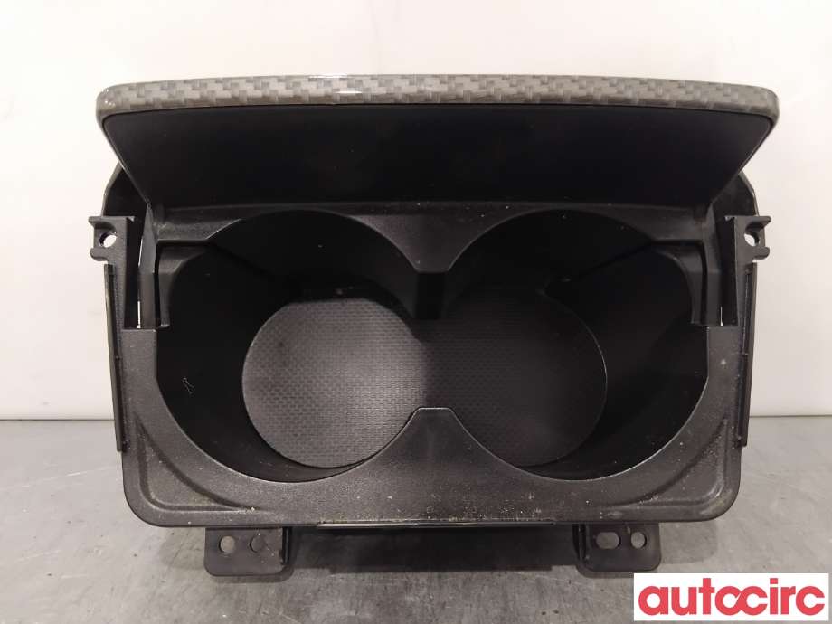 Dashbord koppholder til Mitsubishi Outlander 2015-->> (Type III, Fase 2)  (MITSUBISHI|8011C409HA|)
